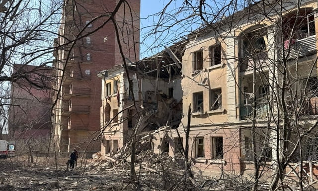 В Славянске повреждено 50% многоэтажных и 25% частных домов