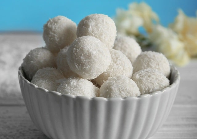 Десерти з кокосовим лікером, що не потребують випічки