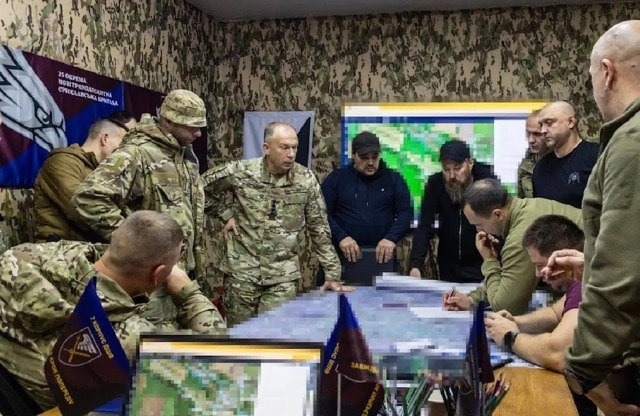 ВСУ распыляют вражеские силы в районе Покровска - Александр Сырский