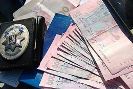 Во время получения взятки задержан следователь полиции