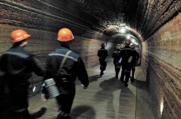 Из-за долгов по зарплате: на Донетчине горняки отказываются подниматься на поверхность