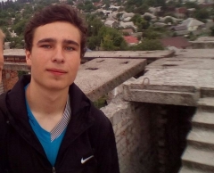 В Макеевке сотрудники «полиции» задержали 18-летнего парня, а затем убили его в здании «РУВД» (фото)