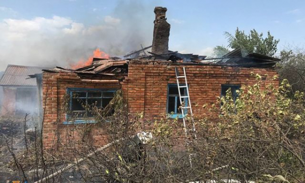 Пожар в селе Бахмутское – спасены 7 домов и 20 хозпостроек