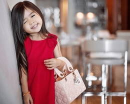 Первая сумочка для маленькой модницы