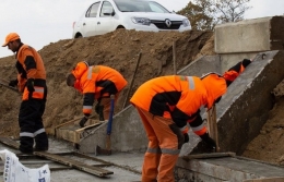 Между Мариуполем и Урзуфом строят новый участок автотрассы