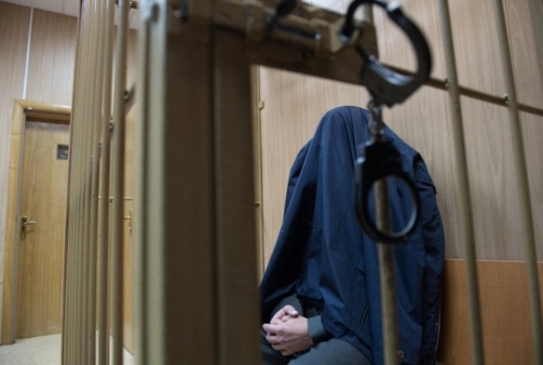 Кто украл в Донецке из ЦУМа килограммы золота и бриллиантов?