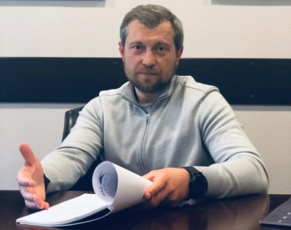 Биография Леонида Крючкова