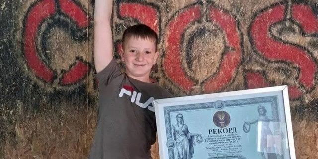 12-летний уроженец Донецка установил силовой рекорд Украины