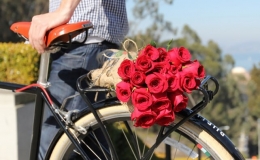 Разнообразные букеты с доставкой в Донецке для уважаемых пользователей