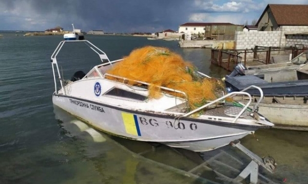 Пограничники задержали рыбных браконьеров