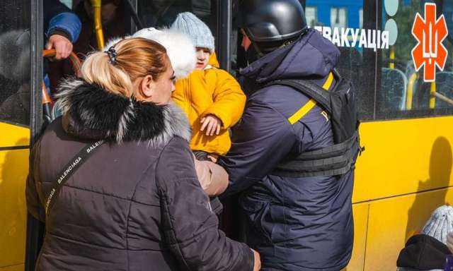 Зафиксировано 9 случаев возвращения в Покровск эвакуированных семей с детьми