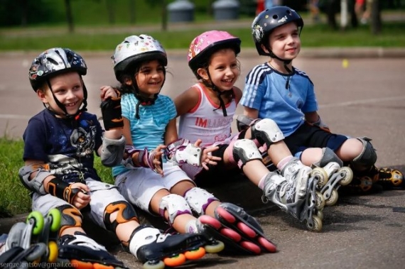 Как выбрать роликовые коньки для ребенка