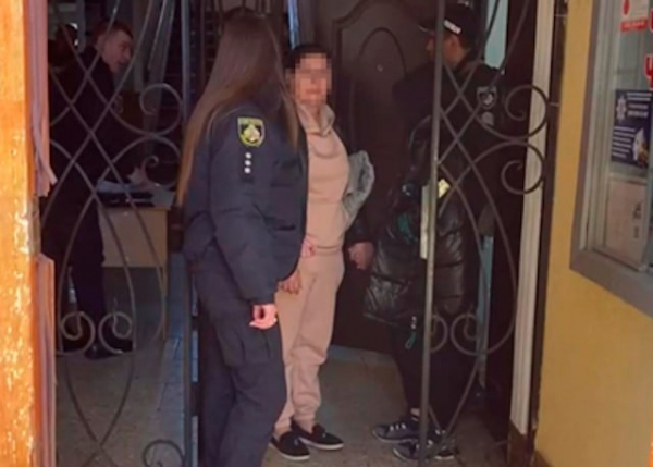 При попытке пересечь государственную границу задержана мошенница