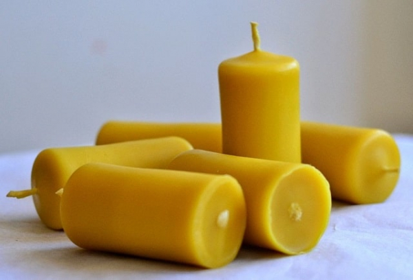 Применение пчелиного воска в свечном производстве