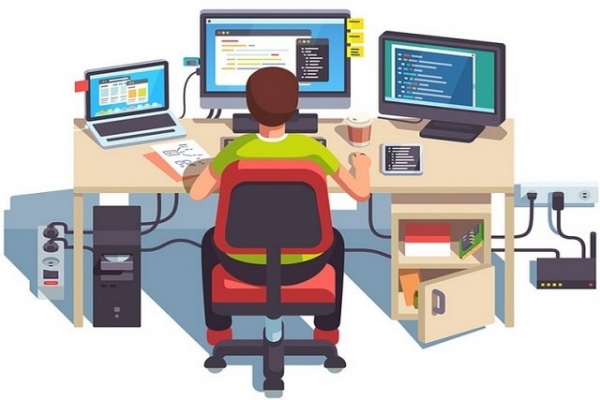 Нужен ли компании программист 1С?