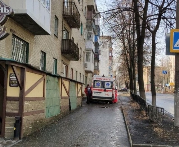 В Бахмуте 7-летний мальчик погиб, выпав из окна пятого этажа