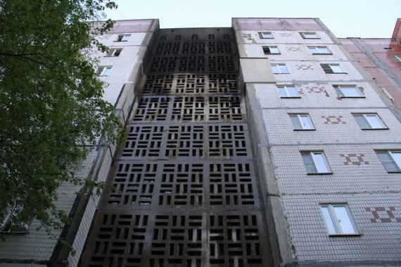 В Донецке – пожар в высотке: эвакуированы жильцы