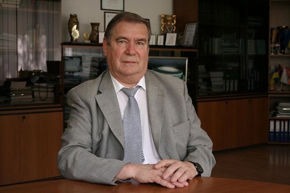 Одиозный боевик назначил нового «министра образования»