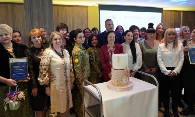 В Киеве прошла церемония награждения победительниц конкурса «Женщина Донбасса-2024»