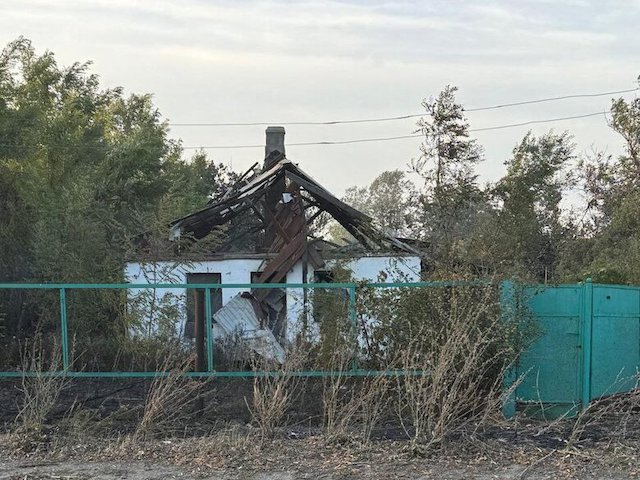 За сутки враг ранил пятерых граждан, повредил десятки домов