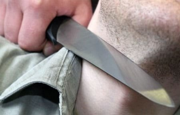 Житель Авдеевки отправится в тюрьму на 11 лет – перерезал приятелю горло