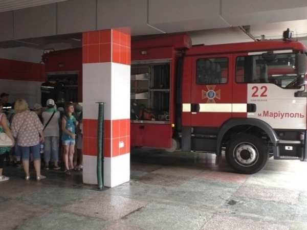 Школьники побывали в гостях у спасателей