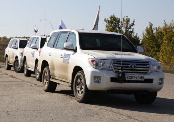 В прифронтовой зоне произошло ДТП с участием патруля ОБСЕ и машины ВСУ