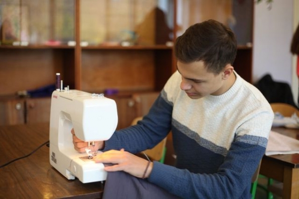 В Краматорске школьников обучают предпринимательской деятельности