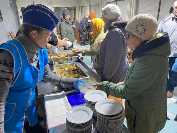 В Славянске открылась еще одна социальная столовая