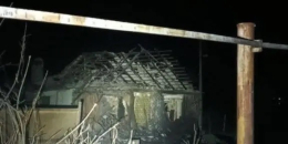 Оккупанты из артиллерии расстреляли в Константиновке жилой дом – погибла женщина