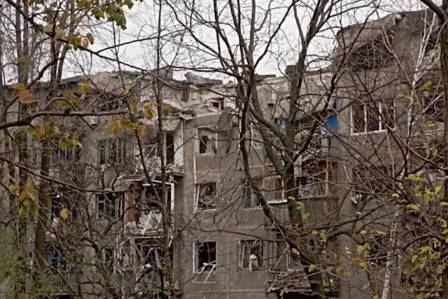 Россияне массированно атаковали города Донбасса