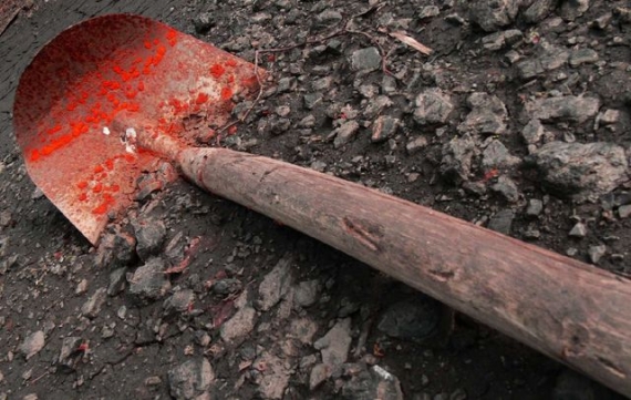 В ОРДО мужчина лопатой проломил череп прохожему