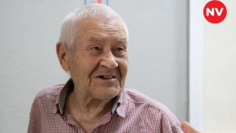 84-летнему жителю Очеретино, выбравшемуся из поселка, выдали новый паспорт