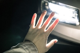 В Донецке иномарка сбила пьяного пешехода