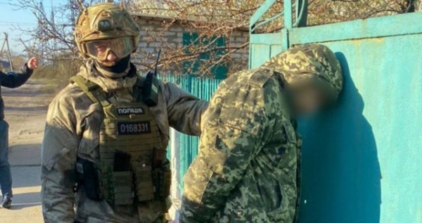 В Курахово задержали членов двух группировок, распространявших наркотики