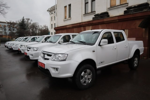 Защитникам Украины на Донетчине переданы шесть «Пикапов»