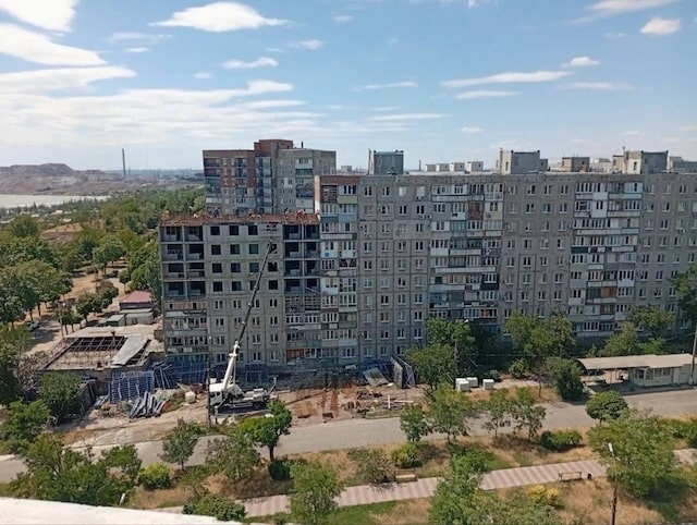 В Мариуполе продолжают незаконно отбирать квартиры у коренных жителей