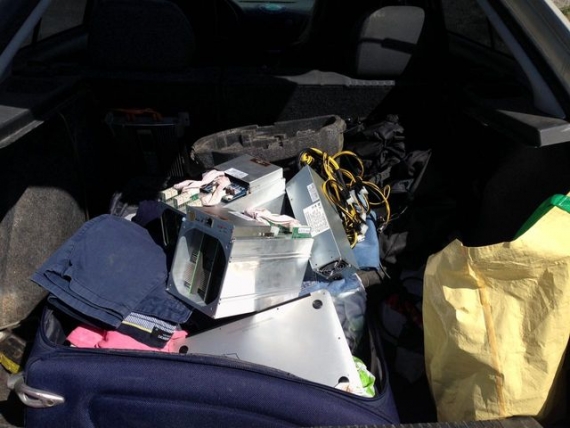 Майнить не удастся: в «ДНР» не довезли ПК для изготовления криптовалюты (фото, видео)