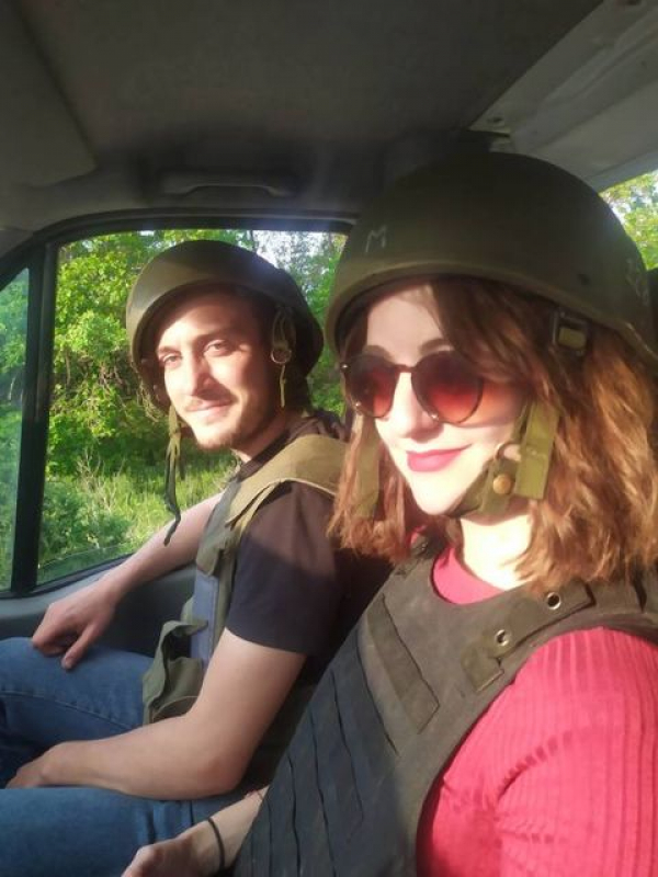 Двое иностранных волонтеров погибли во время российского обстрела