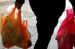 В Макеевке двое мужчин проникли в квартиру, чтоб украсть продукты