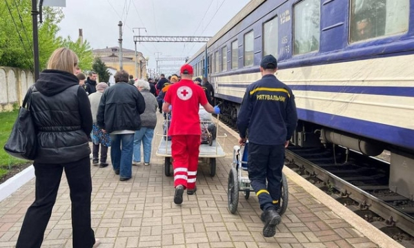 Женщина по дороге из Селидово в Ровно родила мальчика