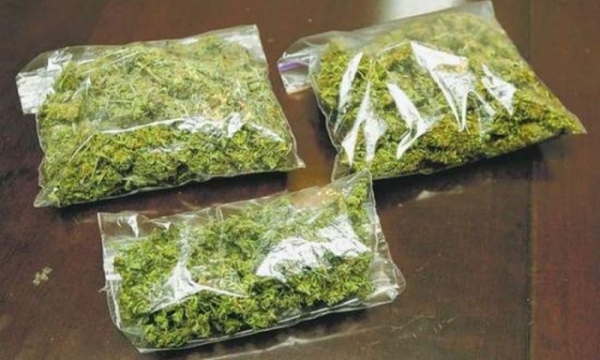 Краматорские полицейские задержали двоих наркоторговцев