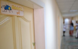 Из-за неосторожности родителей младенец с ожогами попал в больницу