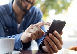 Современные телефоны и смартфоны, доступные всем: как найти и не обмануться