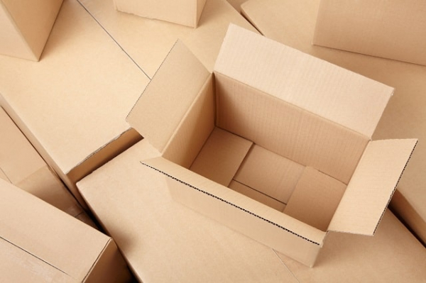 Виды картонных коробок и особенности их применения