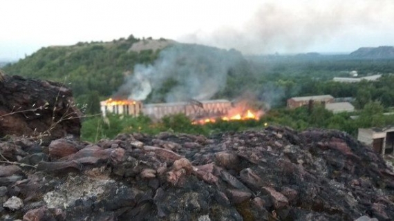 В Донецке – масштабный пожар (фото, видео)