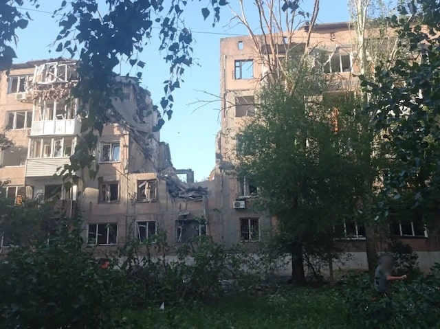 В Торецке от удара авиабомбы погибли двое, три человека ранены