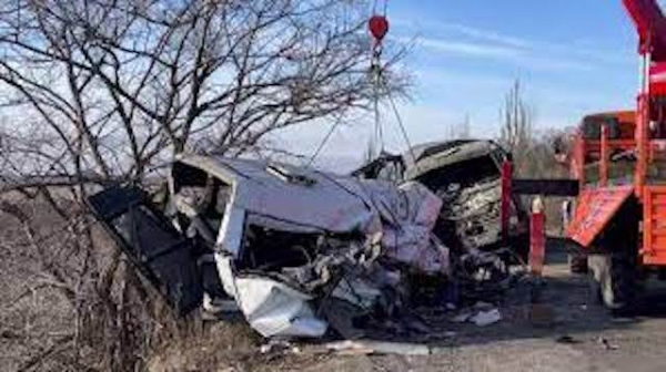 16 человек погибли во время ДТП возле оккупированного Тореза