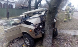 В «ДНР» в покореженном авто нашли тела двух человек