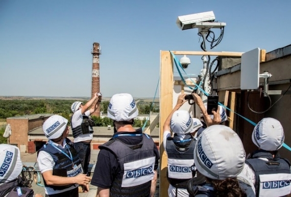 Под обстрел попали беспилотник и видеокамера ОБСЕ